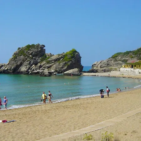 Studio Tonia - Beach, Corfu アパート